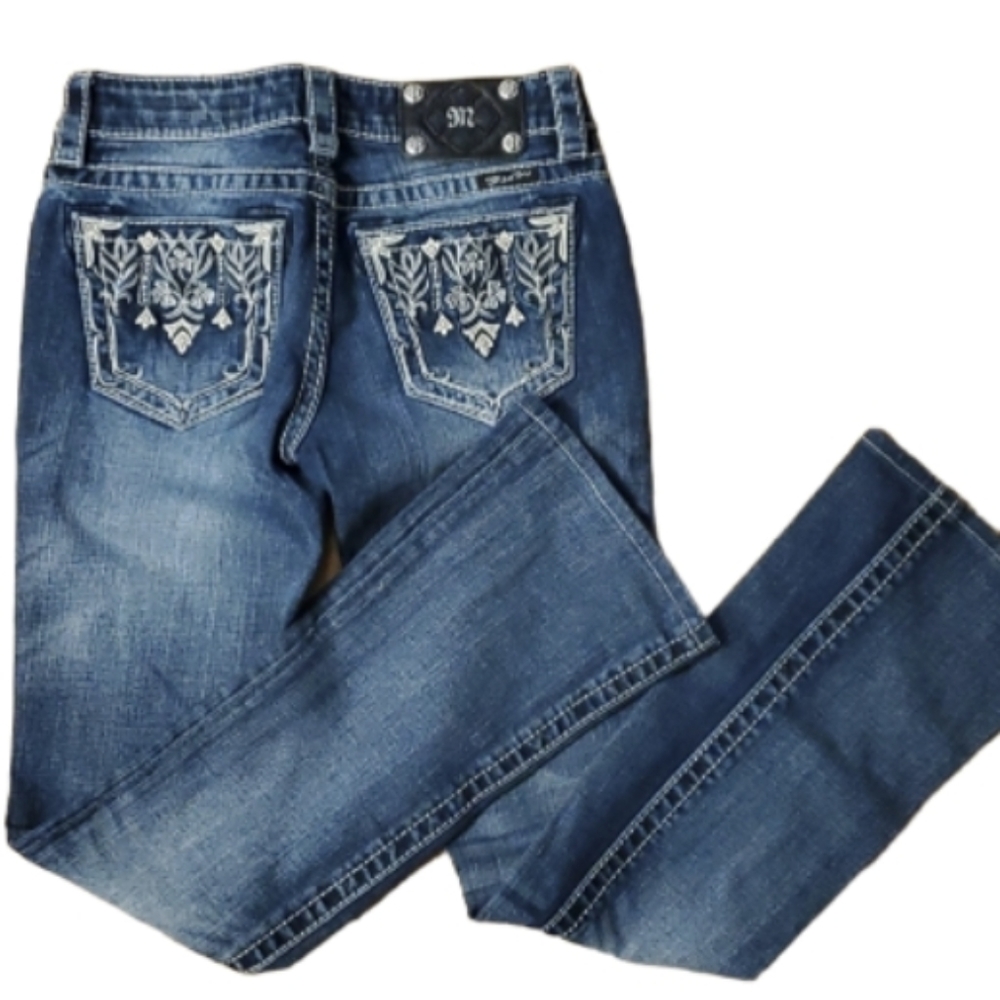 Miss Me bootcut floral embroidered jeans size 25